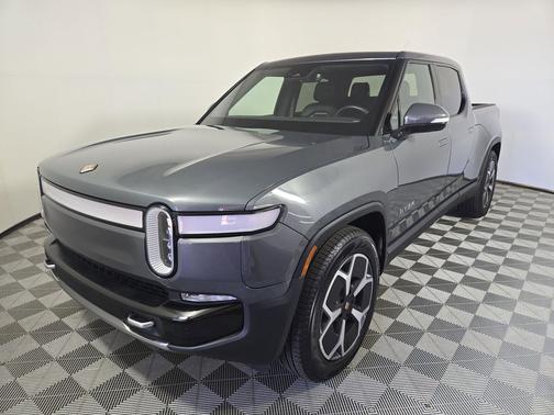 2024 Rivian R1T Adventure Package