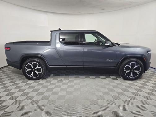 2024 Rivian R1T Adventure Package