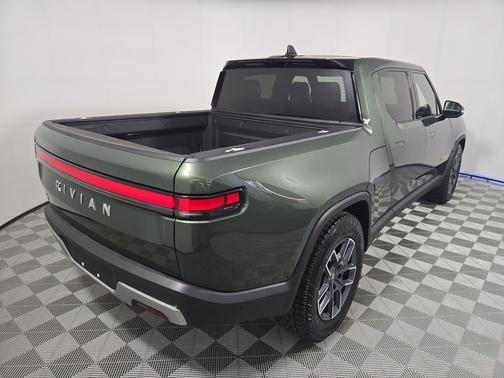 2023 Rivian R1T Adventure Quad Motor Large Pack