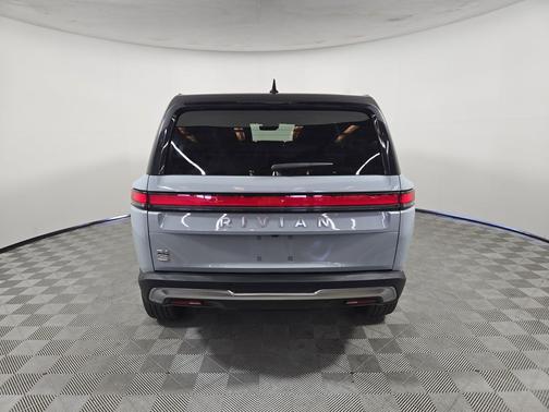 Limestone 2024 Rivian R1S Adventure Package