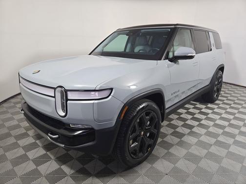 Limestone 2024 Rivian R1S Adventure Package