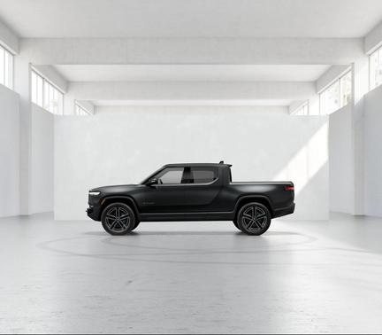 Midnight paint 2026 Rivian R1T Quad Motor Max Pack