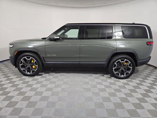 2022 Rivian R1S Launch Edition