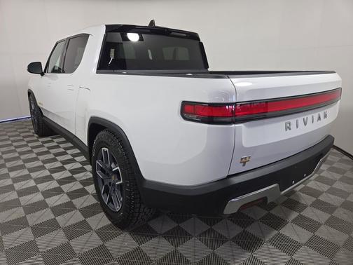 2023 Rivian R1T Adventure Quad Motor Large Pack