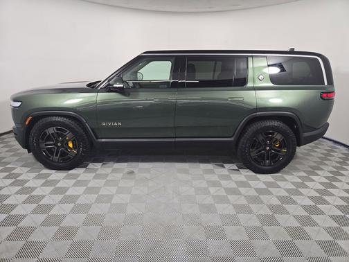 2023 Rivian R1S Adventure