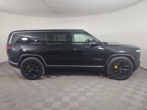 2023 Rivian R1S Launch Edition