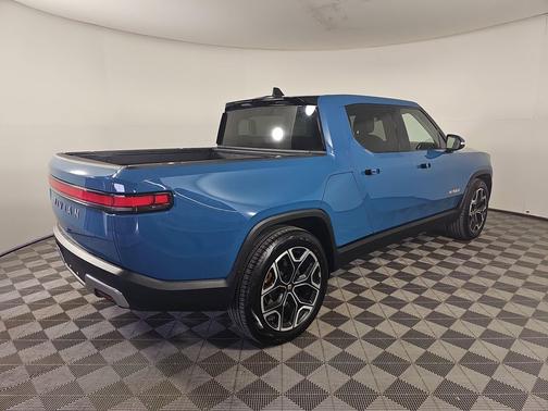 2023 Rivian R1T Adventure Quad Motor Large Pack