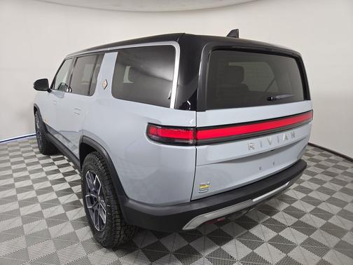 2023 Rivian R1S Launch Edition
