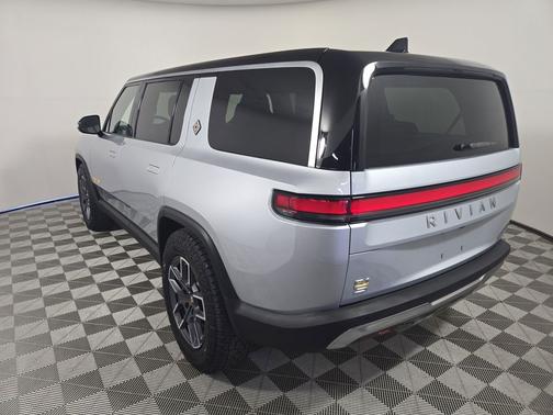 2022 Rivian R1S Launch Edition