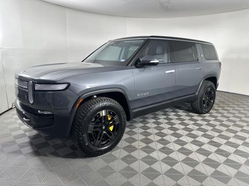 2023 Rivian R1S Adventure