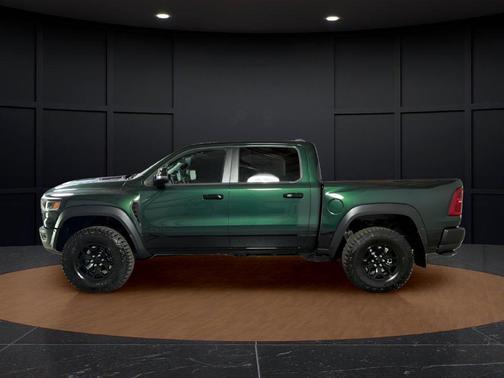 Serrano Red 2027 RAM 1500 RHO