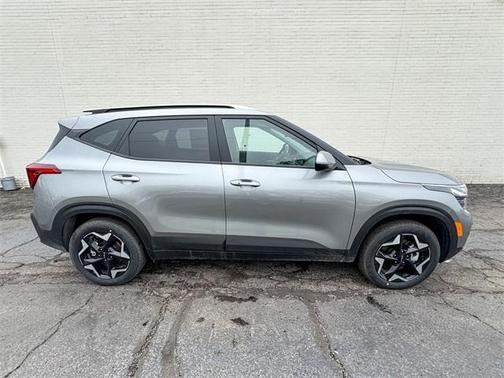 2025 Kia Seltos S