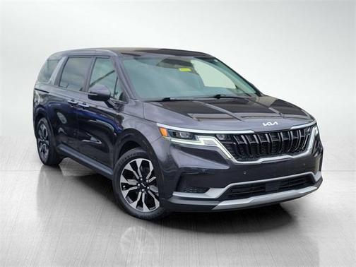 2023 Kia Carnival EX
