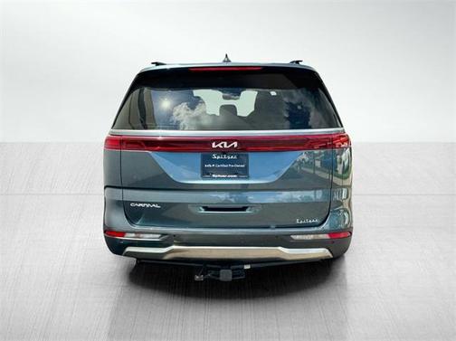 2023 Kia Carnival SX