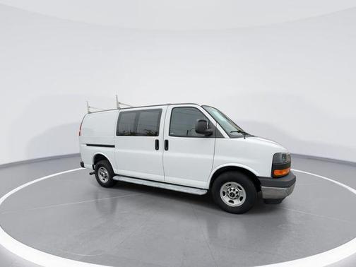 2017 GMC Savana 2500 Work Van