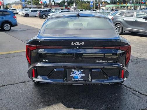 2025 Kia K4 GT-Line