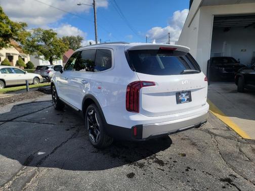2025 Kia Telluride S