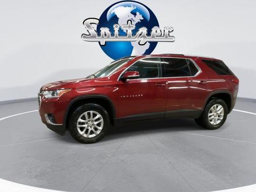 2018 Chevrolet Traverse LT Cloth