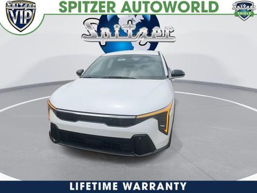 Snow White Pearl 2026 Kia K4 GT-Line