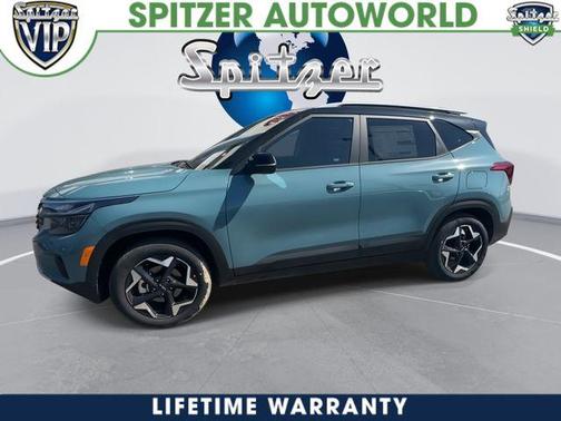 Blue / Black 2026 Kia Seltos S