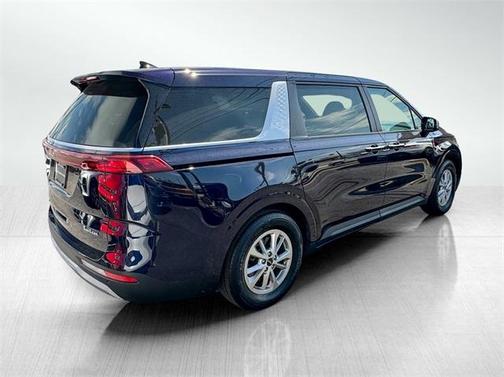 2022 Kia Carnival LXS