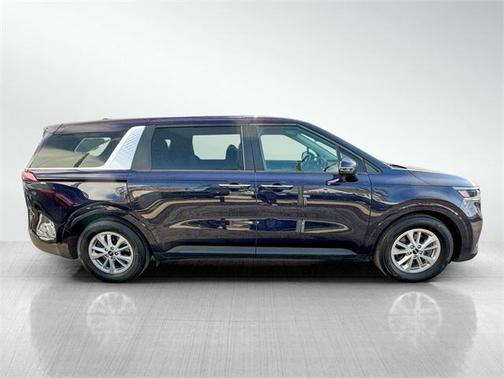 2022 Kia Carnival LXS