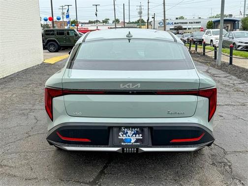 2025 Kia K4 EX