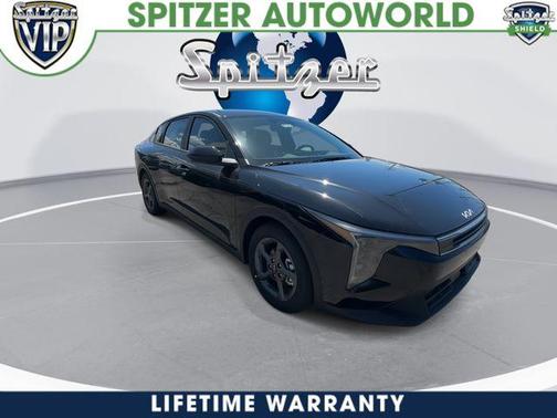 Aurora Black Pearl 2026 Kia K4 LXS