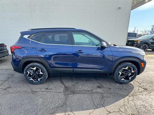 2025 Kia Seltos EX