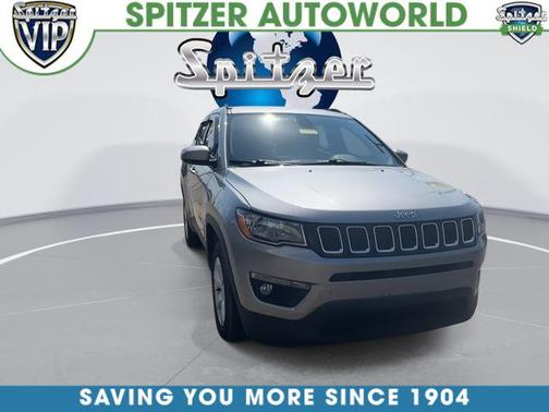 Billet Silver Metallic Clearcoat 2018 Jeep Compass Latitude