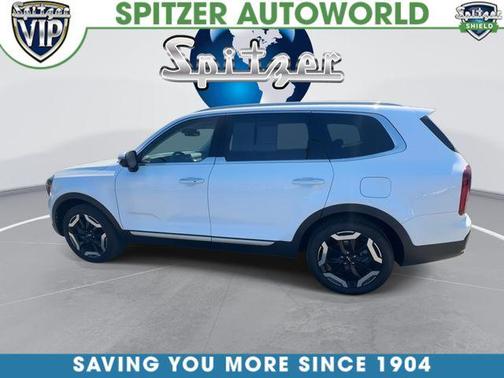 Glacial White Pearl 2024 Kia Telluride S