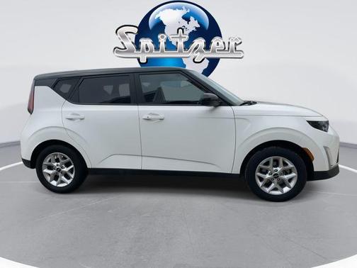2024 Kia Soul S