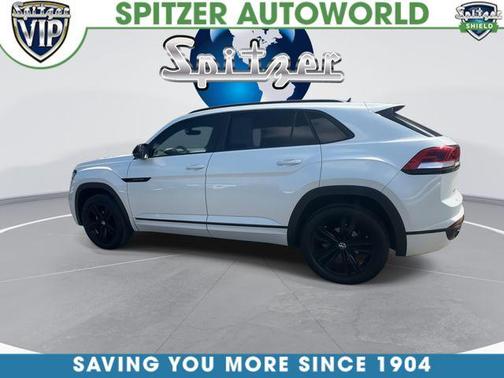 2023 Volkswagen Atlas Cross Sport 2.0T SEL R-Line Black