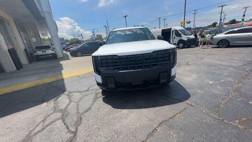 Glacial White Pearl 2027 Kia Telluride SX