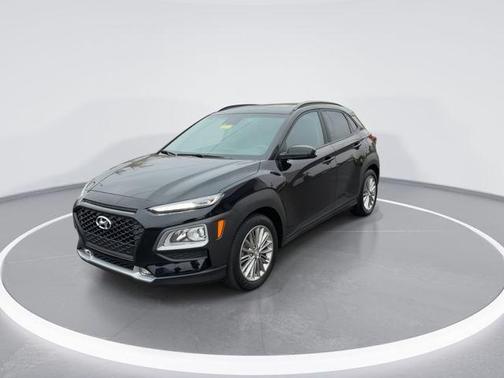 2021 Hyundai KONA SEL Plus
