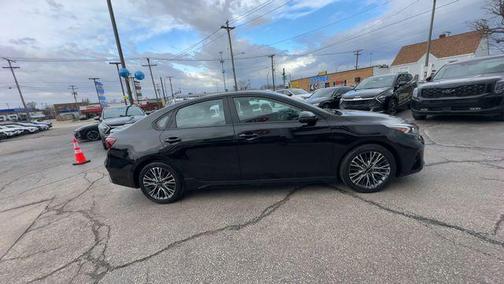 2022 Kia Forte GT-Line