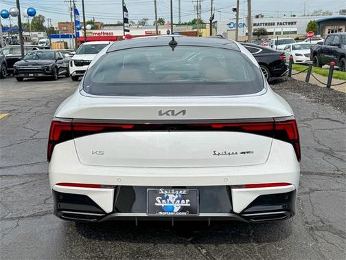 2025 Kia K5 GT-Line