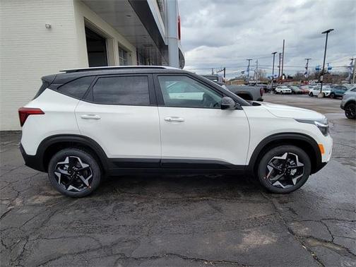 2025 Kia Seltos S