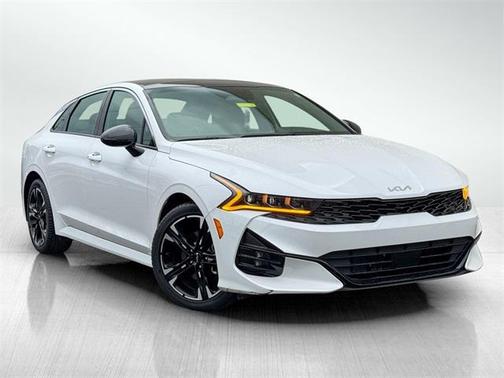 2022 Kia K5 GT-Line