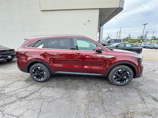 2025 Kia Sorento S