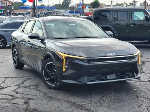 2025 Kia K4 EX