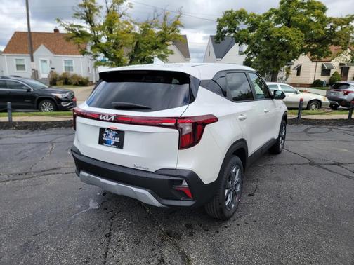 2026 Kia Seltos LX