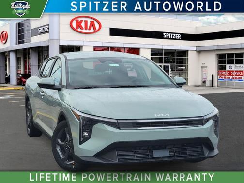 2025 Kia K4 LXS