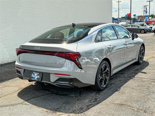 2025 Kia K5 GT-Line