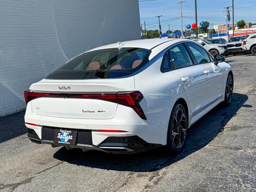 2026 Kia K5 GT-Line