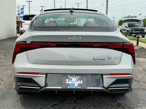 2025 Kia K5 GT-Line