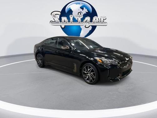 2023 Kia Stinger GT-Line