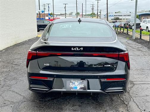 2025 Kia K5 GT-Line