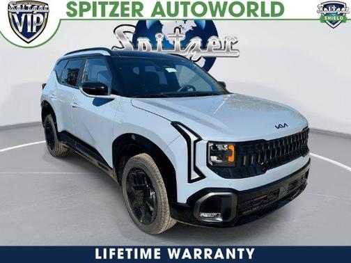 Gray 2027 Kia Seltos X-Line