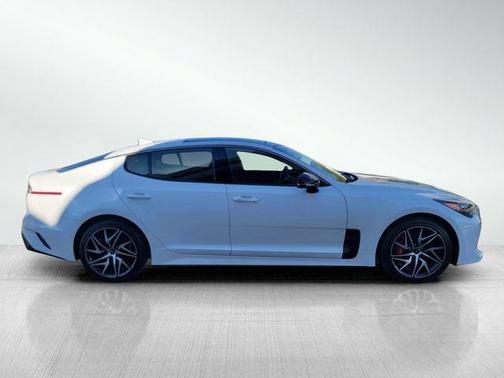 2023 Kia Stinger GT-Line